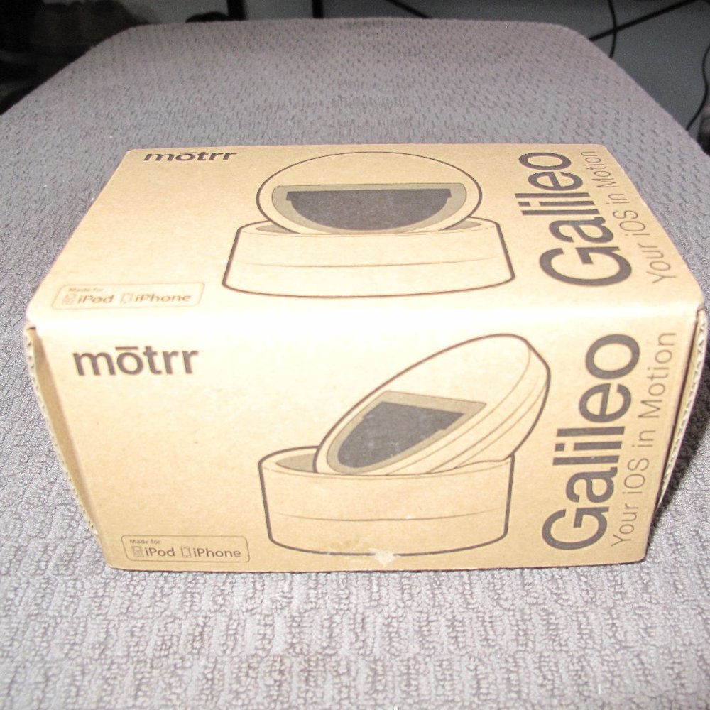 Motrr GL1-0KUN Galileo - App Controlled iOS Robotic Dock for Face Tracking